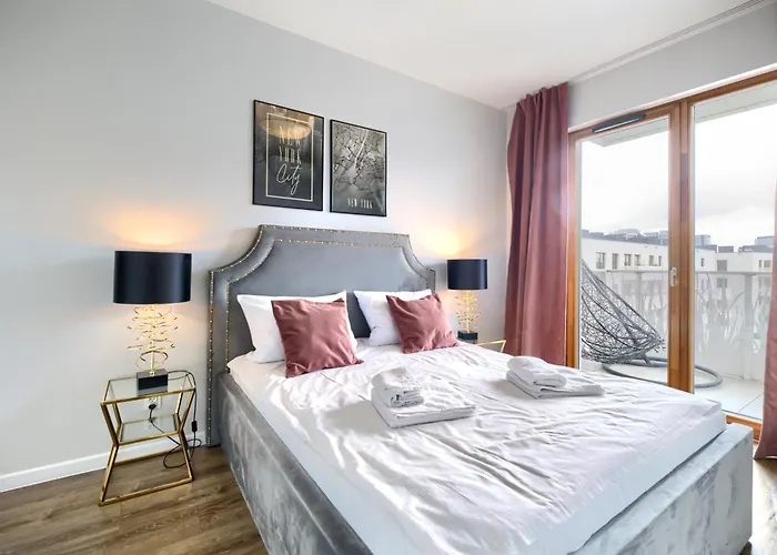 About Art Apartments