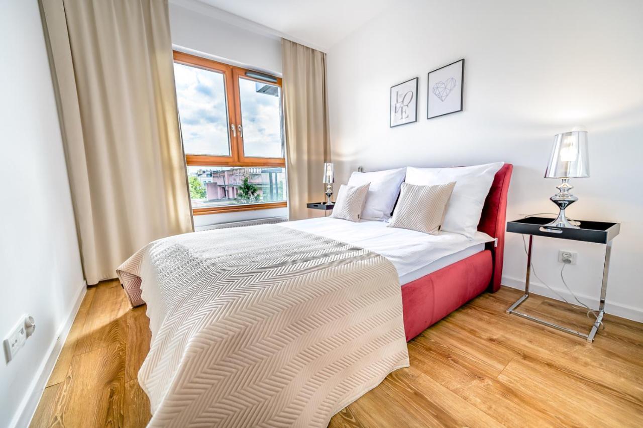 Apartment About Art