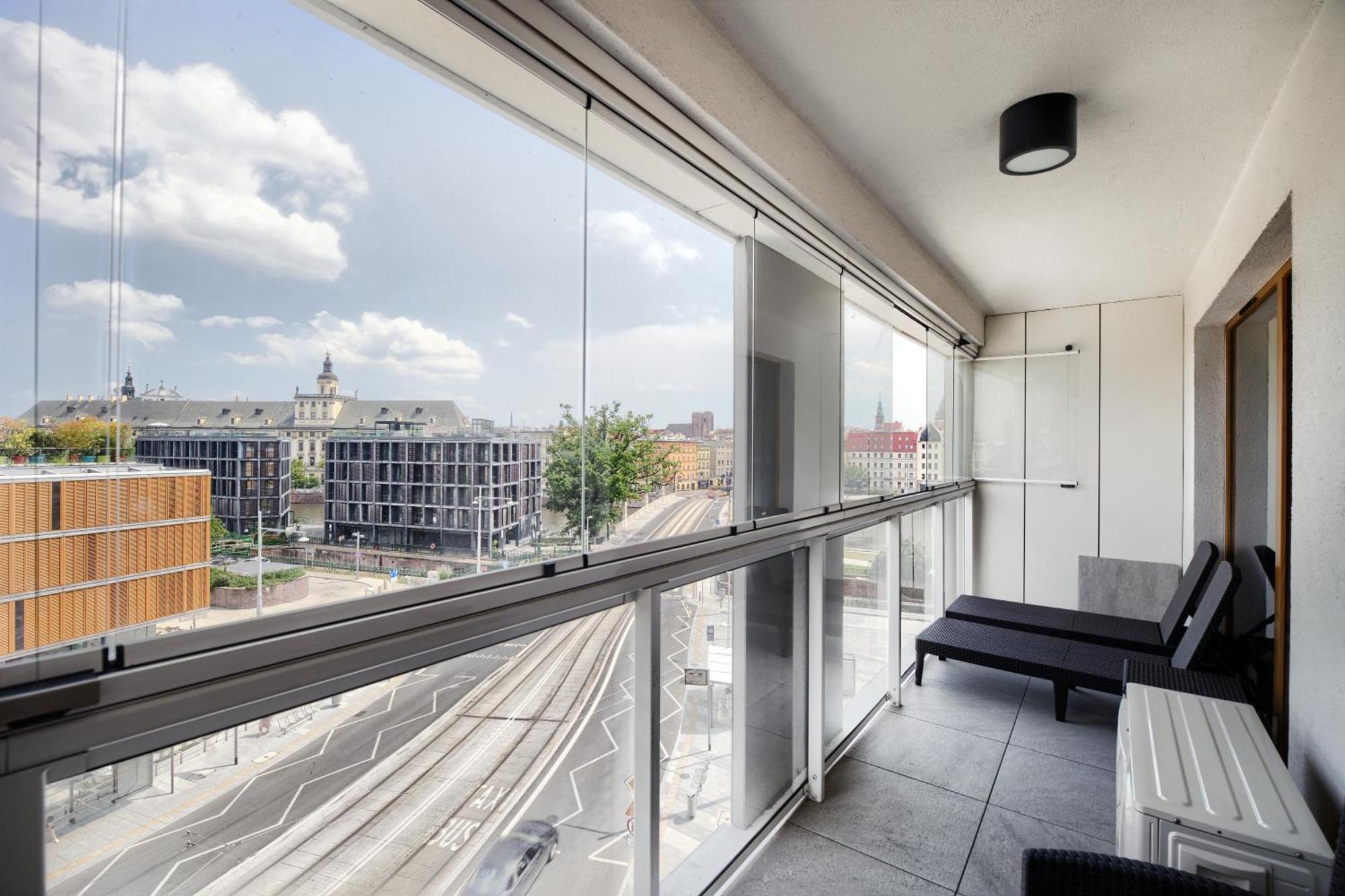 About Art Apartment