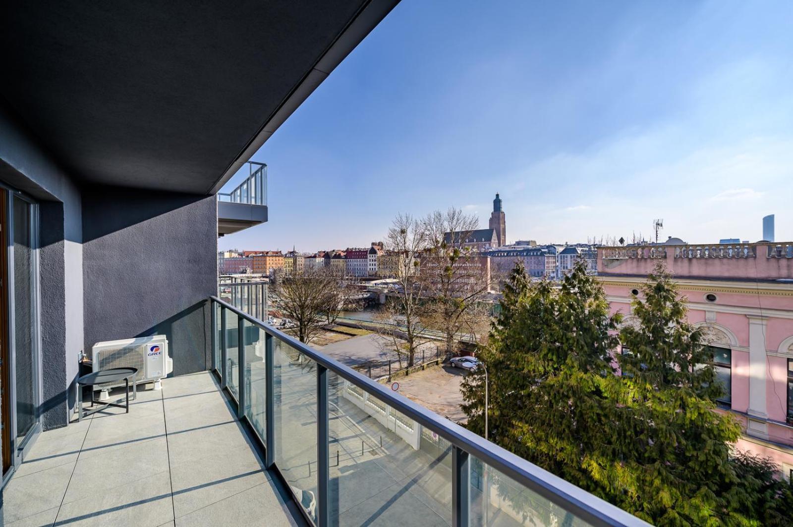 Apartment About Art *