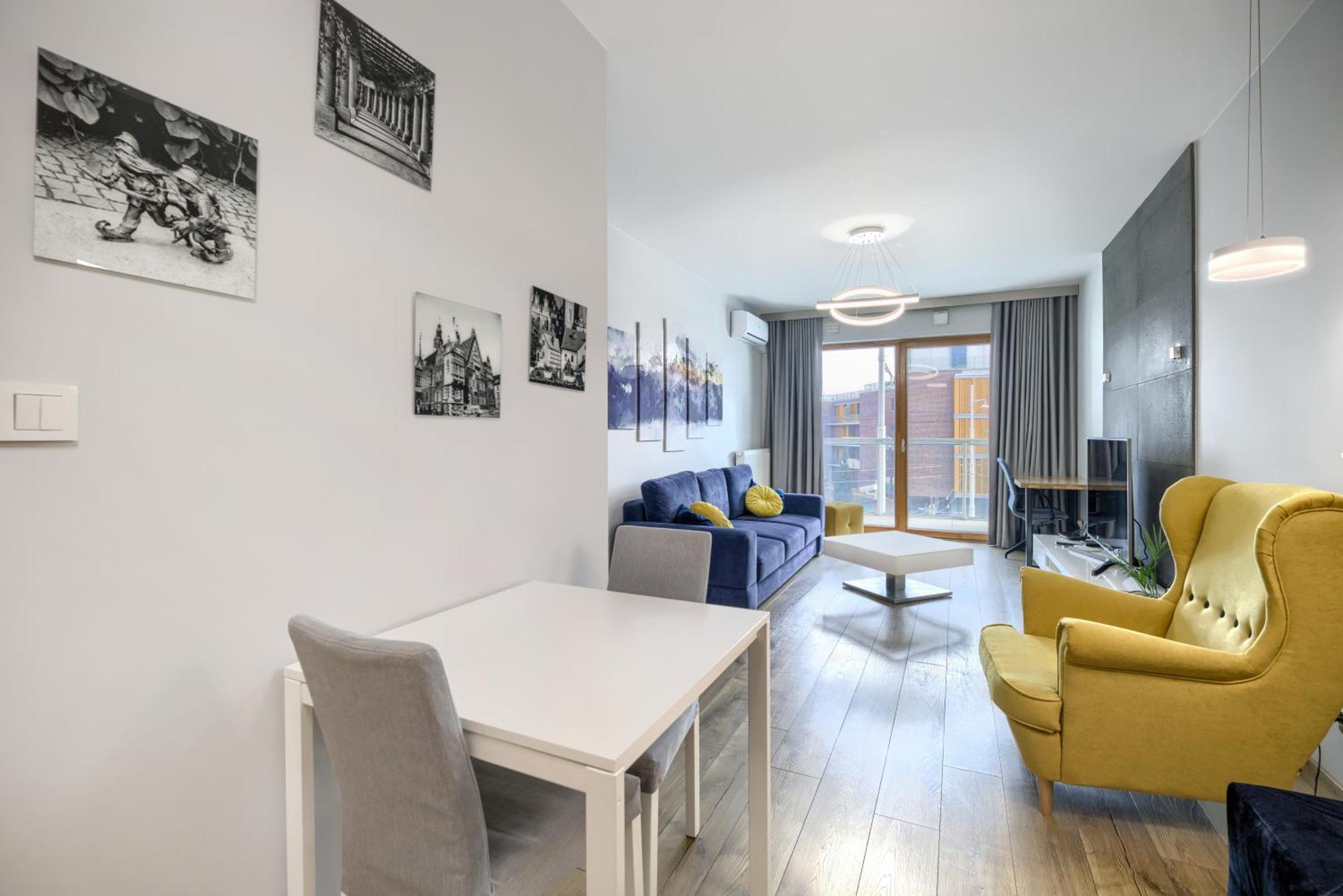 Apartment About Art *